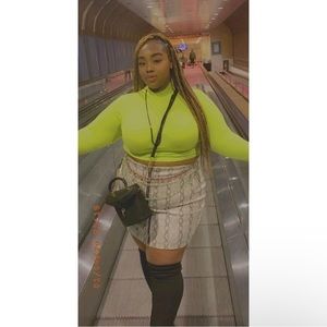 White Faux Leather snake print mini skirt - Plus size